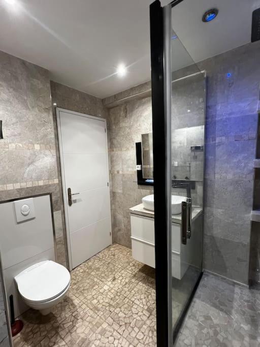 Appartement Convivial Pour Sejourner Le Kremlin-Bicêtre Exterior foto